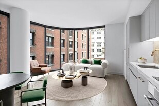 55 Lagrange St in Boston, MA - Building Photo