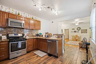 1823 Larkins Wy in Pittsburgh, PA - Building Photo - Building Photo