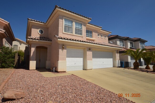 8878 W Katie Ave in Las Vegas, NV - Building Photo - Building Photo