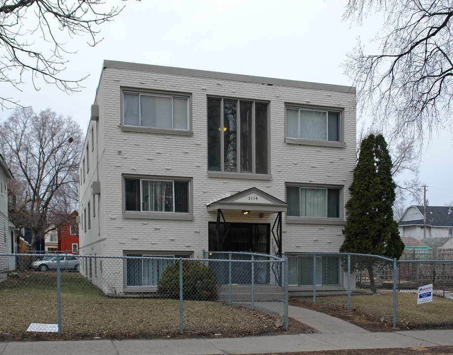 3114 Pillsbury Ave S in Minneapolis, MN - Building Photo