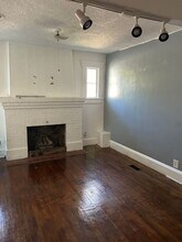 1009 E Leicester Ave in Norfolk, VA - Foto de edificio - Building Photo