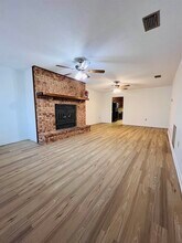 8789 Louvinia Way in Tallahassee, FL - Building Photo - Building Photo