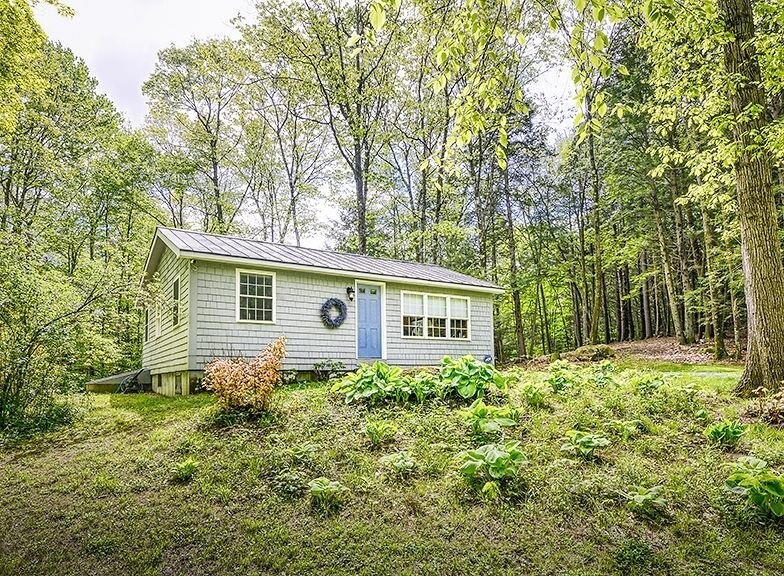 163 Old Spofford Rd in Winchester, NH - Building Photo