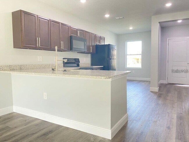 778 Squirrel Ct in Kissimmee, FL - Building Photo - Building Photo