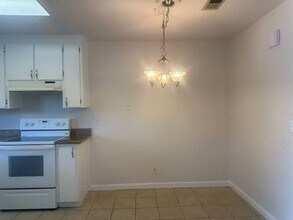 1088 Montebello Dr in Gilroy, CA - Building Photo - Building Photo