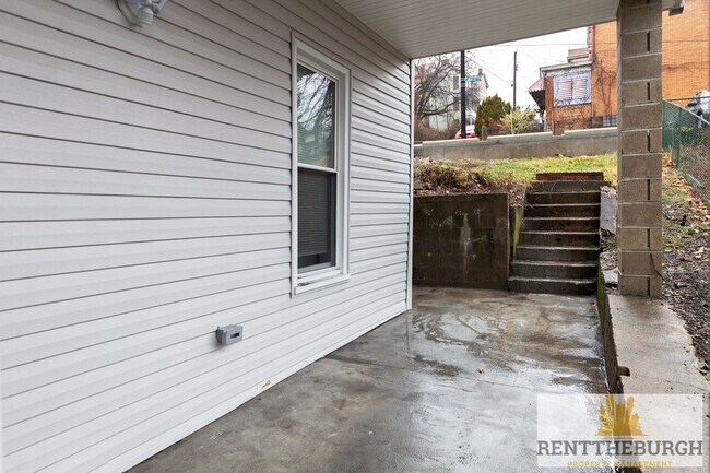 property at 2501 Spring St