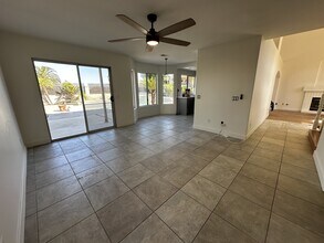 8704 Mesa Oak Dr in Riverside, CA - Building Photo - Building Photo