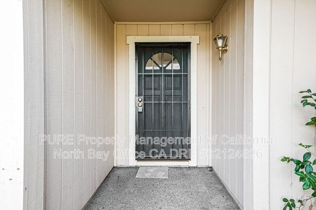 1336 Jennings Park Way in Santa Rosa, CA - Building Photo - Building Photo