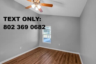 2008 Sarah Louise Dr in Brandon, FL - Building Photo - Building Photo