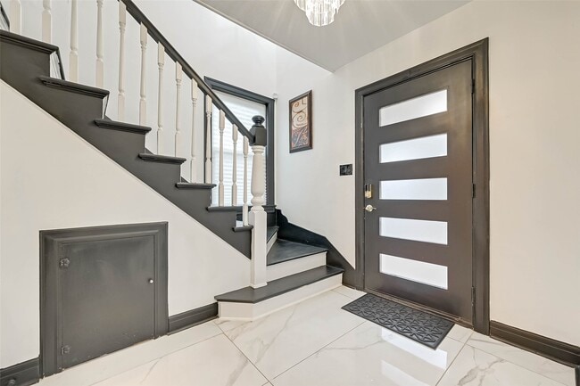 property at 3222 Oakdale St