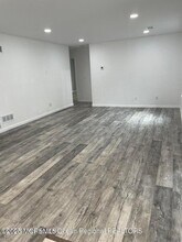 21 Augusta Ct in Freehold, NJ - Building Photo - Building Photo