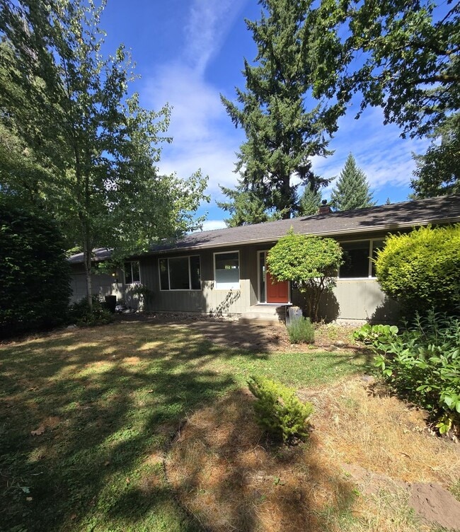 property at 2422 Hillcrest Ct