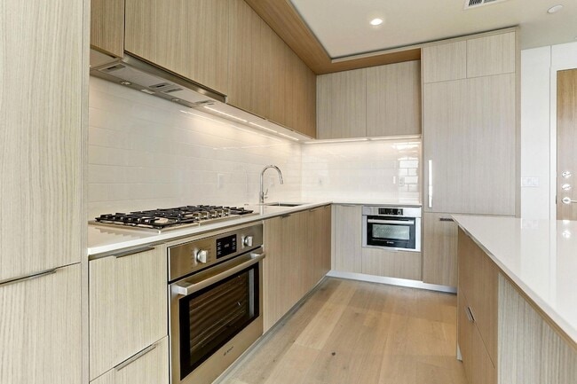 44 East Ave, Unit 3506 in Austin, TX - Building Photo - Building Photo