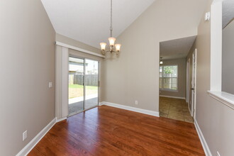 1241 Alandee St in Nashville, TN - Building Photo - Building Photo