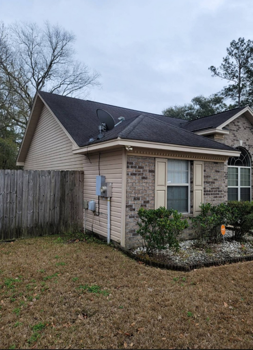 142 Meadowside Ln in Savannah, GA - Building Photo