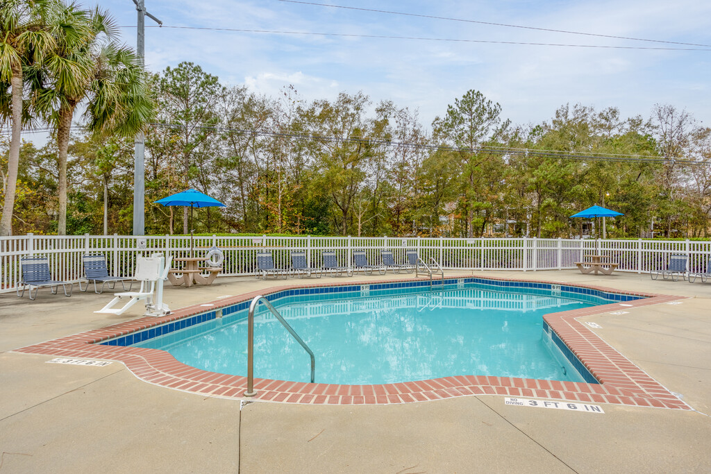 Savannah Sound | Tallahassee, FL Apartments