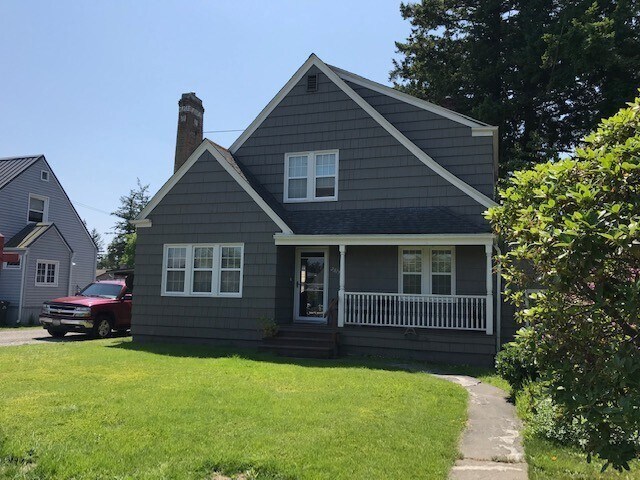2819 W Maplewood Ave in Bellingham, WA - Building Photo