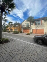 12671 NW 32nd Pl in Sunrise, FL - Building Photo - Building Photo