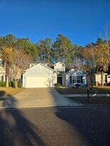 83202 Purple Martin Dr in Yulee, FL - Building Photo