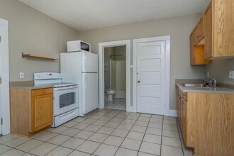 923 Herbert Ave S in Salt Lake City, UT - Building Photo - Building Photo