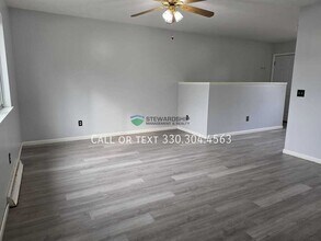 519 Taff Cir in Louisville, OH - Building Photo - Building Photo