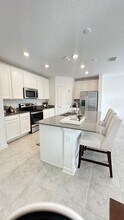 2339 Burney Fls Ln in Davenport, FL - Building Photo - Building Photo