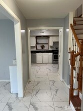 26 Netherwood Cir in Edison, NJ - Building Photo - Building Photo