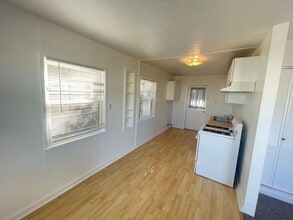 1324 Longbranch Ave in Grover Beach, CA - Building Photo - Building Photo