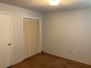 203-219 Hammond Cir in Anderson, SC - Building Photo - Building Photo