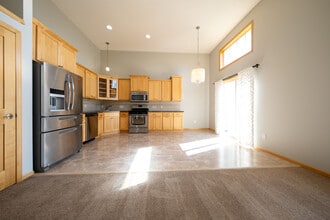 9726 St Andrews Dr in Elko New Market, MN - Building Photo - Building Photo