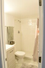 1252 Delafield Pl NE in Washington, DC - Building Photo - Building Photo