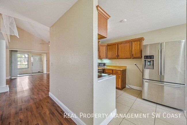 7493 Pebble Beach Rd in Ft. Myers, FL - Building Photo - Building Photo