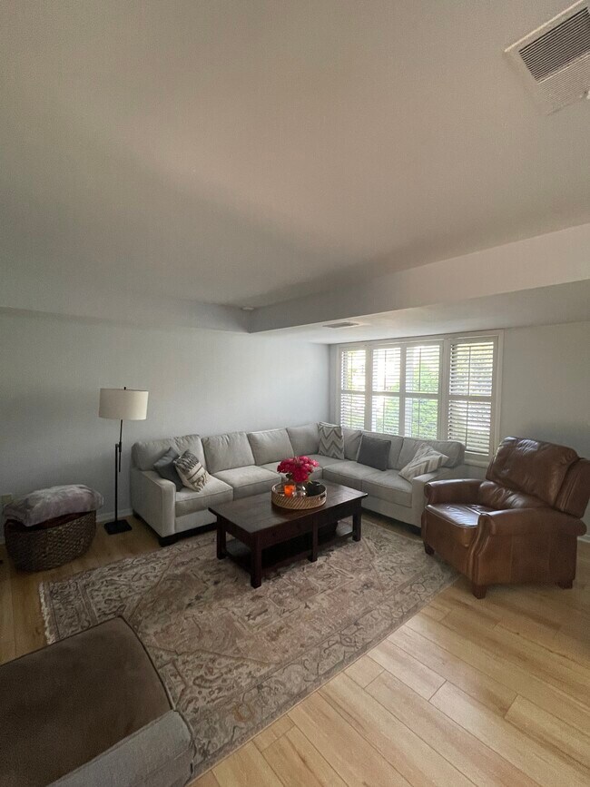 21 Ingham Way, Unit 21 in New Hope, PA - Building Photo - Building Photo