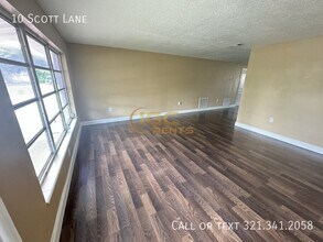 10 Scott Ln in Rockledge, FL - Building Photo - Building Photo