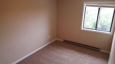 287 Westchester Square N in Billings, MT - Building Photo - Building Photo