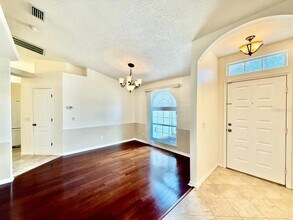 9815 La Vonda St in Riverview, FL - Building Photo - Building Photo