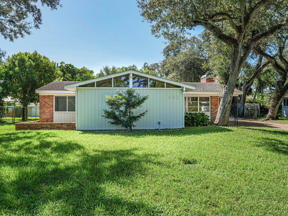 626 Gardenia Ln in Vero Beach, FL - Building Photo