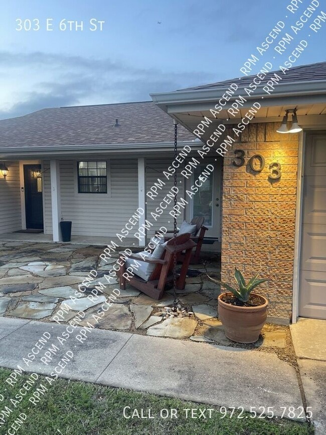 303 E 6th St in Prosper, TX - Building Photo - Building Photo