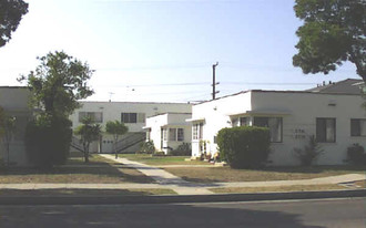 2316-2334 28th St Apartments