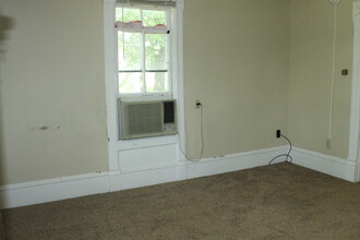 119 Elm St, Unit 1 in Vermillion, SD - Building Photo - Building Photo