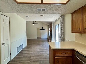 1203 Yorkshire Ln in Round Rock, TX - Building Photo - Building Photo