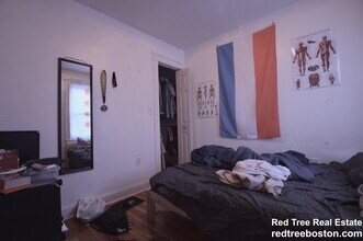 149 Calumet St, Unit 1 in Boston, MA - Building Photo - Building Photo