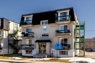 406 Copernic Av in Laval, QC - Building Photo