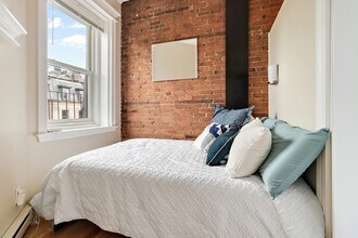 127 Marlborough St, Unit 5 in Boston, MA - Building Photo - Building Photo