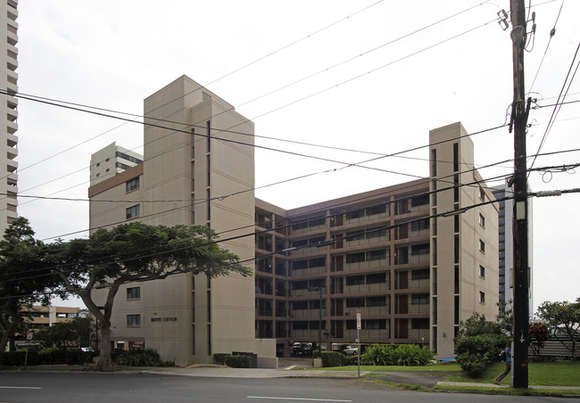 Makiki Station