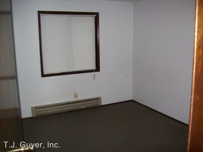 415 N Oak St in Centralia, WA - Building Photo - Building Photo