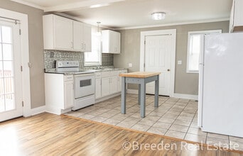 4515 Johnson Bridge Rd in Hickory, NC - Building Photo - Building Photo