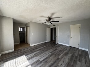 4740 Round Rock Dr in El Paso, TX - Building Photo - Building Photo