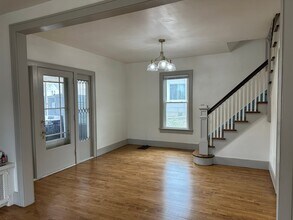 401 N Hubbard St in Horicon, WI - Foto de edificio - Building Photo