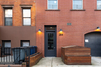 284 Sackett St in Brooklyn, NY - Foto de edificio - Building Photo